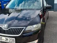 Gebraucht Skoda Rapid Active 90 PS (66 kW) 2014 Schwarz Kleinwagen