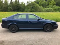 Używany Skoda Octavia 110 KM (80 kW) 2003 Niebieski Sedan/Limuzyna
