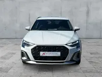 Gebraucht Audi A3 Performance 204 PS (150 kW) 2025 Gletscherweiß metallic Limousine