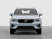 Neu Volvo XC40 Core 163 PS (119 kW) 2025 Blau SUV