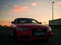 Gebraucht Audi A5 Comfort 218 PS (160 kW) 2016 Rot Coupé