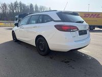 Gebraucht Opel Astra Basis 122 PS (89 kW) 2020 Weiß Kombi