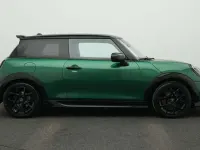 Gebraucht Mini John Cooper Works 204 PS (150 kW) 2025 Grün Kleinwagen