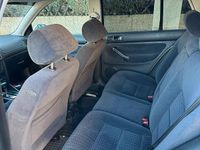 Gebraucht VW Golf IV 100 PS (73 kW) 1998 Grau Kleinwagen