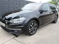 Gebraucht VW Golf VII IQ Drive 150 PS (110 kW) 2019 Deep black perleffekt 7444 (metallic) Limousine