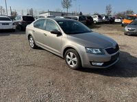 Gebraucht Skoda Octavia Elegance 179 PS (131 kW) 2015 Braun Kleinwagen