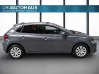 Gebraucht VW Polo Life 95 PS (69 kW) 2024 Grau Kleinwagen