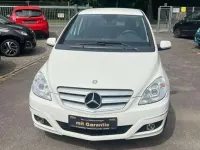 Gebraucht Mercedes B200 136 PS (100 kW) 2010 Weiß Van / Kleinbus