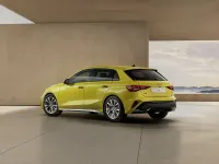 Neu Audi A3 S-Line 150 PS (110 kW) 2026 Gelb Limousine