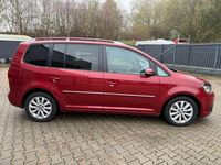 Gebraucht VW Touran Highline 170 PS (125 kW) 2011 Rot Van / Kleinbus
