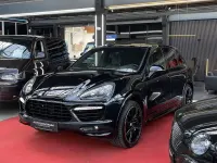 Gebraucht Porsche Cayenne Turbo 540 PS (397 kW) 2012 Schwarz SUV