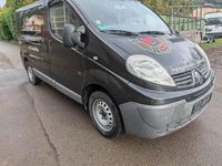 Second-hand Renault Trafic 114 CP (83 kW) 2012 Negru Monovolum