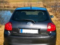 Gebraucht Toyota Auris 90 PS (66 kW) 2009 Grau Kleinwagen