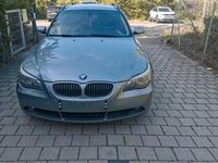 Gebraucht BMW 525 177 PS (130 kW) 2006 Grau Kombi
