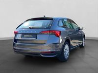 Gebraucht Skoda Scala Essence 95 PS (69 kW) 2025 Grau Kleinwagen