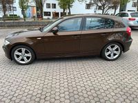 Gebraucht BMW 116 116 PS (85 kW) 2010 Braun Kleinwagen