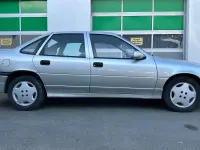 Gebraucht Opel Vectra 150 PS (110 kW) 1992 Silber Limousine