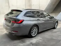 Gebraucht BMW 318 156 PS (114 kW) 2024 Grau Kombi