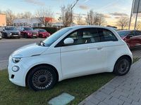 Gebraucht Fiat 500e Icon 86 kW (118 PS) 2022 Weiß Limousine