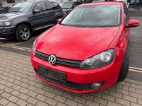 Gebraucht VW Golf VI Team 105 PS (77 kW) 2010 Rot Kleinwagen