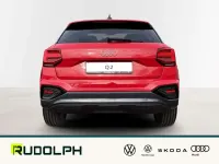 Neu Audi Q2 Advanced Plus 150 PS (110 kW) 2026 Rot SUV
