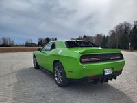 Usado Dodge Challenger 305 CV (224 kW) 2017 Verde Coupe