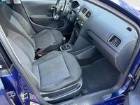 Gebraucht VW Polo 60 PS (44 kW) 2011 Blau Kleinwagen