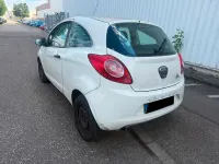 Gebraucht Ford Ka Ambiente 69 PS (50 kW) 2012 Weiß Kleinwagen