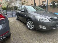 Gebraucht Opel Astra 95 PS (69 kW) 2012 Grau Kombi