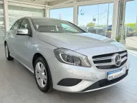 Gebraucht Mercedes A200 Urban 156 PS (114 kW) 2015 Silber Kleinwagen