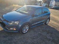 Gebraucht VW Polo 75 PS (55 kW) 2015 Blau Kleinwagen