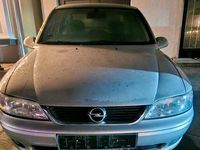Gebraucht Opel Vectra 136 PS (100 kW) 1999 Silber Limousine