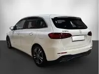 Gebraucht Mercedes B180 116 PS (85 kW) 2023 Weiß (polarweiss) Kleinwagen