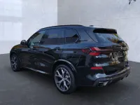Gebraucht BMW X5 M Sport 286 PS (210 kW) 2024 Saphirschwarz SUV