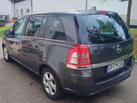 Gebraucht Opel Zafira Sport 125 PS (91 kW) 2010 Grau Van / Kleinbus
