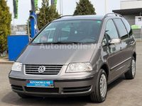 Gebraucht VW Sharan Comfortline 140 PS (102 kW) 2010 Grau Van / Kleinbus