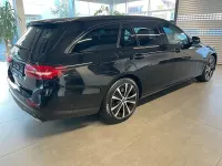 Second-hand Mercedes E300 194 CP (142 kW) 2022 Negru Berlinǎ