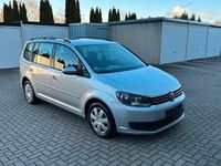 Gebraucht VW Touran 140 PS (102 kW) 2011 Silber Van / Kleinbus