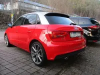 Gebraucht Audi A1 Sportback Sport 95 PS (69 kW) 2019 Rot Kleinwagen