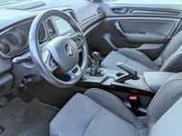 Gebraucht Renault Mégane IV Play 101 PS (74 kW) 2017 Weiß Limousine