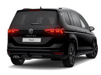 Gebraucht VW Touran Highline 150 PS (110 kW) 2023 Deep black perleffekt Van / Kleinbus