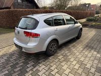 Gebraucht Seat Altea XL Style 125 PS (91 kW) 2011 Silber Van / Kleinbus