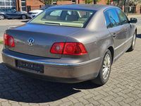 Second-hand VW Phaeton 224 CP (164 kW) 2007 Gri Berlinǎ