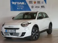 Neu Fiat 600 Icon 101 PS (74 kW) 2026 Gelato weiß SUV