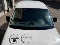 Second-hand VW Caddy 75 CP (55 kW) 2005 Alb Monovolum