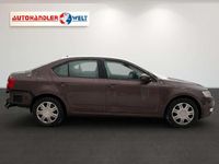 Gebraucht Skoda Octavia Ambition 105 PS (77 kW) 2014 Braun Kleinwagen