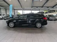 Gebraucht Ford Focus Titanium 125 PS (91 kW) 2015 Schwarz Kombi