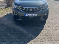 Gebraucht Peugeot 3008 Active 131 PS (96 kW) 2018 Grün SUV