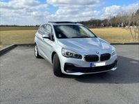 Gebraucht BMW 225 iPerformance 224 PS (164 kW) 2019 Silber Van / Kleinbus