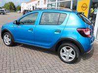 Gebraucht Dacia Sandero Stepway 90 PS (66 kW) 2014 Blau Kleinwagen